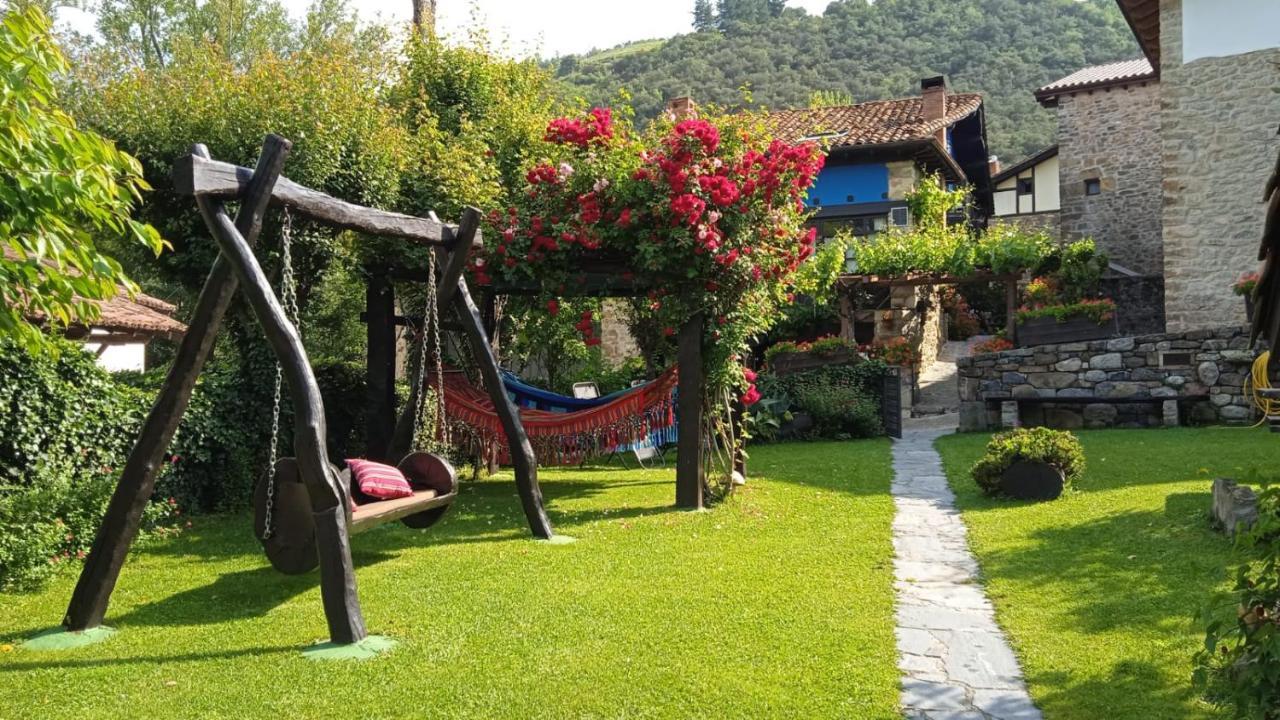Apartamentos Samelar Camaleño المظهر الخارجي الصورة