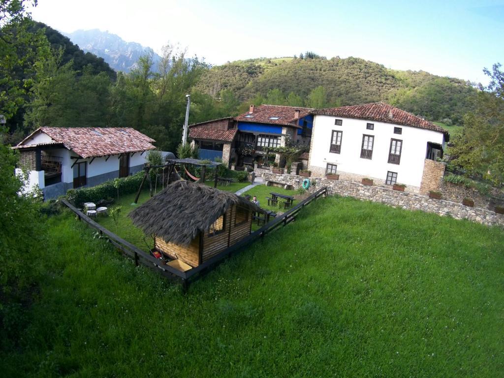 Apartamentos Samelar Camaleño المظهر الخارجي الصورة