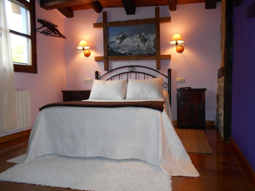 Apartamentos Samelar Camaleño المظهر الخارجي الصورة